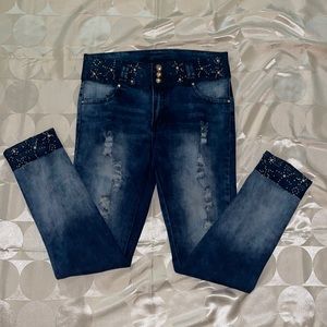 Vintage Jeans with faux pearls and rhinestones